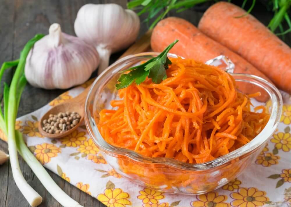 Морковь по-корейски в домашних условиях —  5 очень вкусных рецептов морковчи