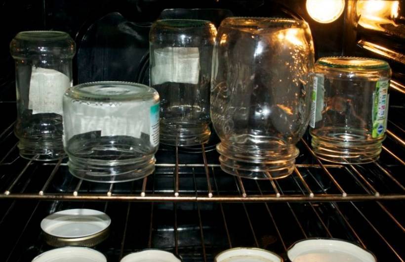 Стерилизация банок в духовке – как стерилизовать банки в электрической или газовой духовке