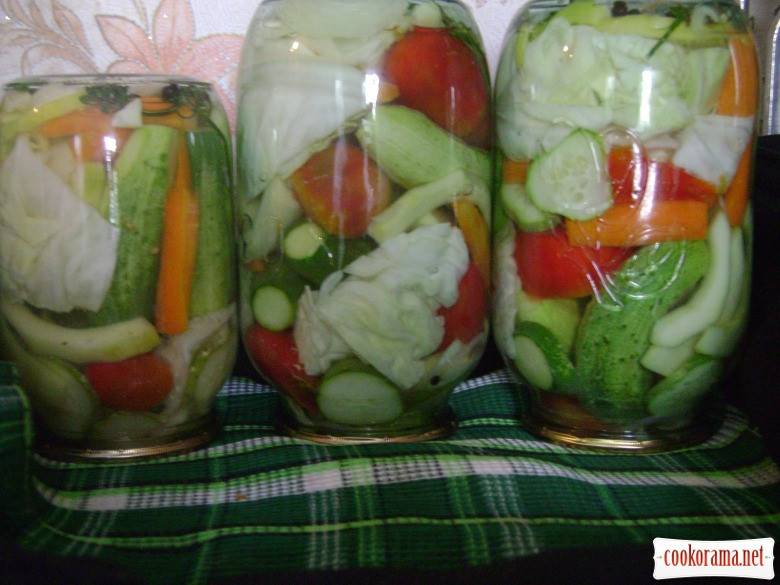 Топ 14 рецептов приготовления маринованного овощного ассорти на зиму
