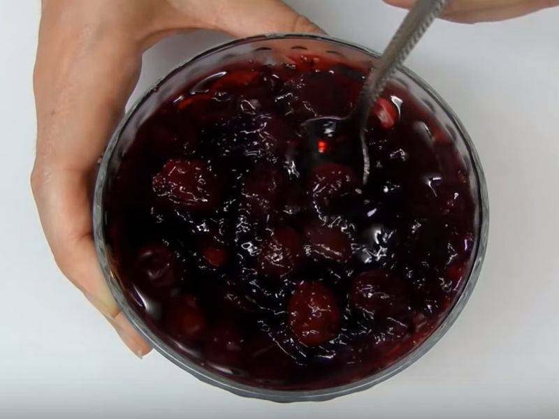10 бабушкиных рецептов варенья из вишни 2022 без косточек на зиму: классические пошаговые с фото