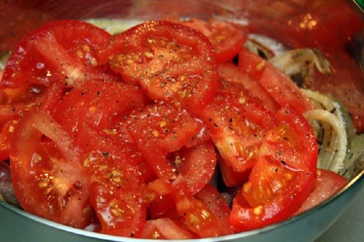 Томатный соус на зиму в домашних условиях - 7 простых рецептов из помидор