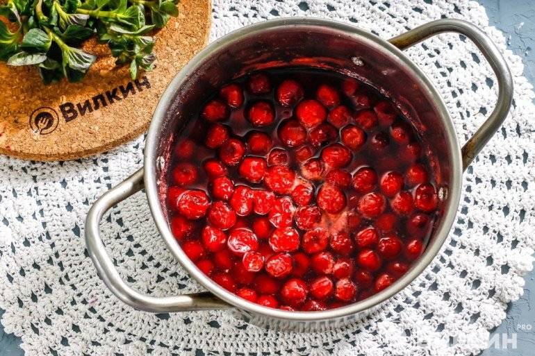10 бабушкиных рецептов варенья из вишни 2022 без косточек на зиму: классические пошаговые с фото