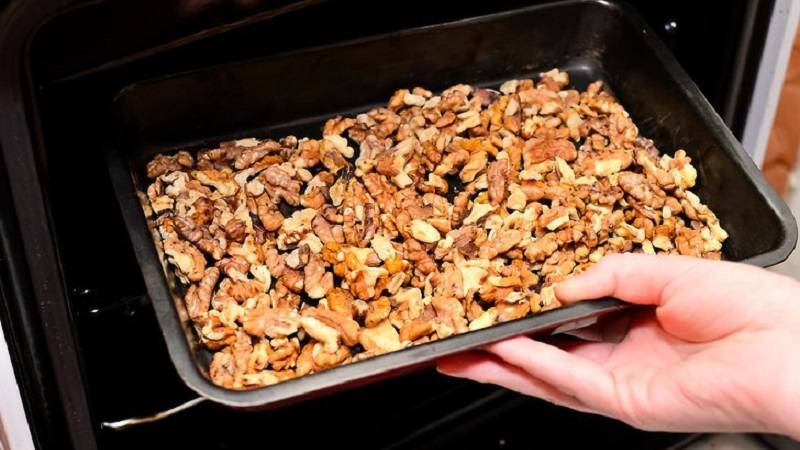 Подсушить орехи в духовке температура. как правильно сушить орехи