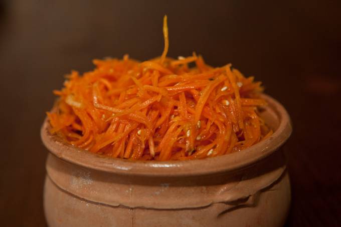 Морковь по-корейски в домашних условиях: 5 рецептов с фото