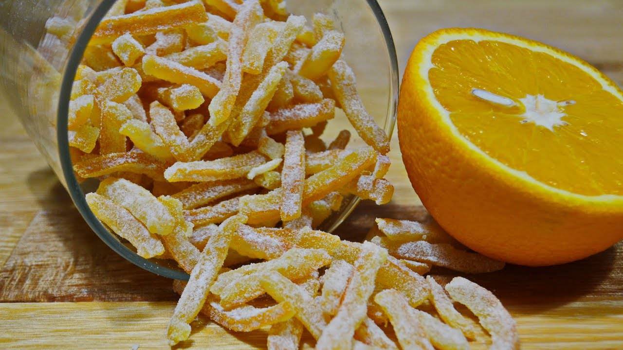 Мандариновая цедра amici. Апельсиновая цедра цукаты. Апельсиновые цукаты. Цукаты из апельсина. Цукаты из цедры апельсина.