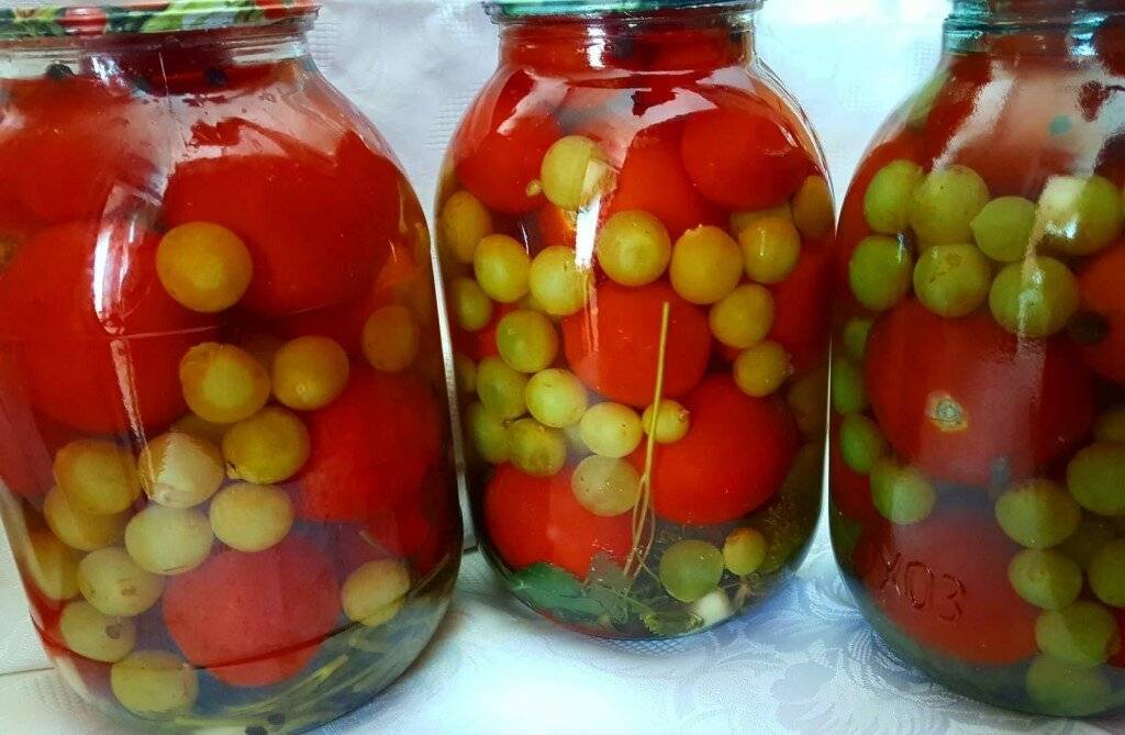 Помидоры с виноградом на зиму в литровых банках (рецепт без стерилизации) | народные знания от кравченко анатолия
